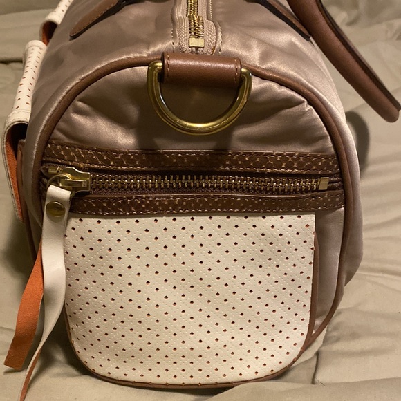Cole Haan Shoulder Bag Like New with Storage Bag - Picture 6 of 14